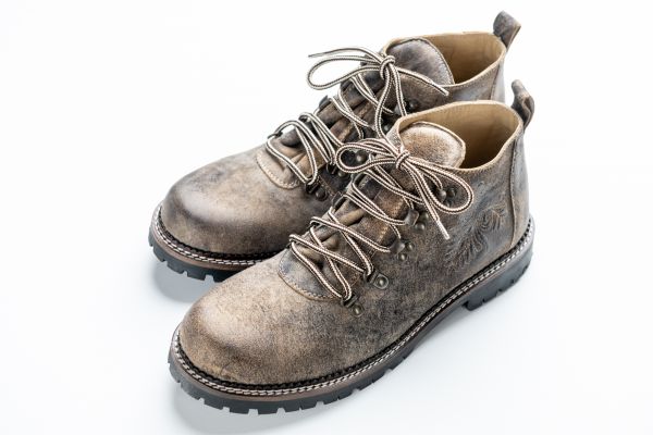 Schuh Max, wildbock bajra